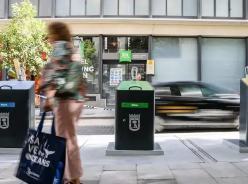 nueva tasa basuras garajes aparcamiento Los garajes no se libran del 'tasazo': el nuevo recibo de basuras llega también a las plazas de aparcamiento Fuente: Agencias