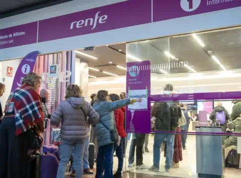 ocu subida precios transporte catastrofes adamuz La OCU exige poner freno a los precios abusivos del transporte durante las catástrofes Fuente: Agencias