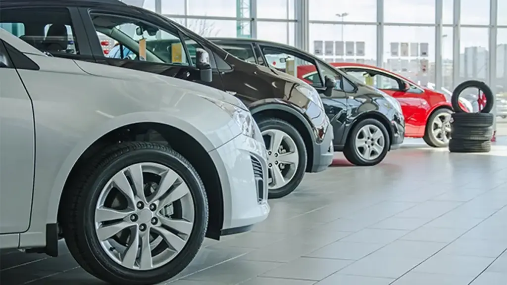 Estrenar coche cuesta hoy 14.000 euros más que en 2019: el mercado roza los 45.000 euros de media Fuente: Agencias