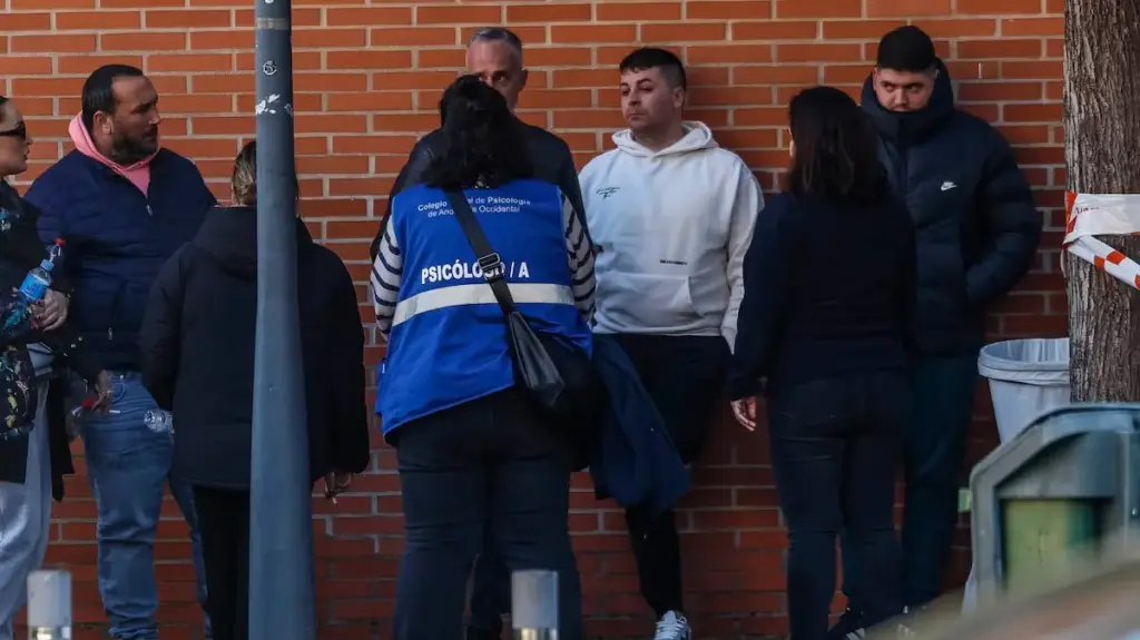 Acompañamiento y contención emocional: así trabajan los expertos en emergencias tras el accidente de Adamuz Fuentes: Agencias