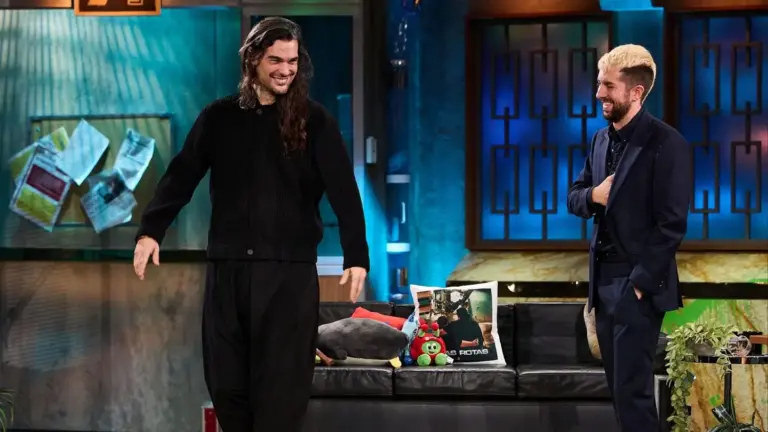 ¡Exclusiva en 'La Revuelta'! El increíble halago de un genio de Hollywood a Oliver Laxe tras sus nominaciones al Oscar por 'Sirat'