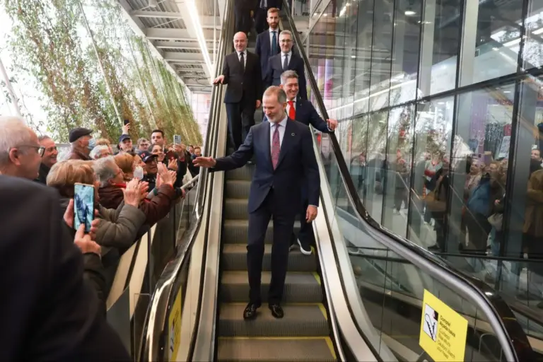 ¿Mito o realidad? Expertos desvelan el secreto que ha convertido a Felipe VI en un “rey de carne y hueso”