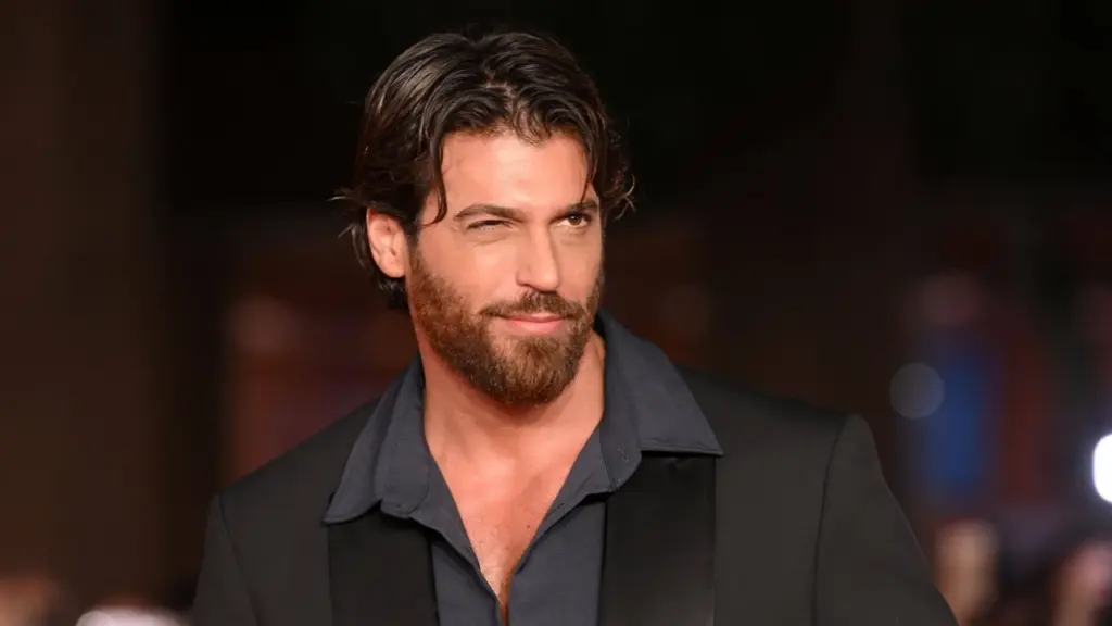 ​“Agradezco que apostaseis por ella”: Can Yaman envía un 'dardo' a Mediaset por no estrenar su serie en España (¡todavía!)