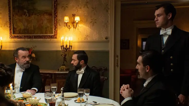 ‘La Promesa’: Ángela se cansa de Curro, Manuel cada vez más atrapado y Lorenzo y Leocadia harán de las suyas 