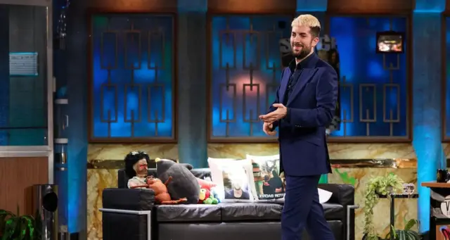 Los 77 días sin liderar de 'La Revuelta': RTVE ha cancelado a Broncano seis veces