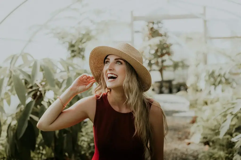 Lección del filósofo ruso Tolstói: "El secreto de la felicidad no es hacer lo que se quiere, sino querer lo que se hace" 4 El filósofo ruso Tolstói propone una felicidad basada en el compromiso con lo que se hace y no en el capricho