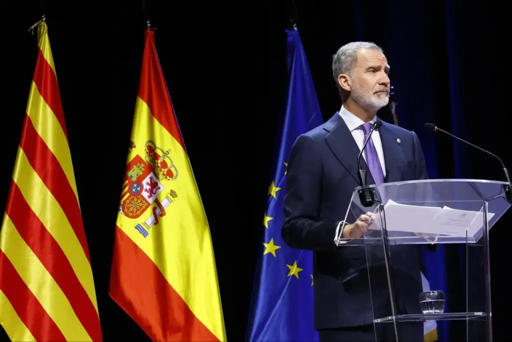 Felipe VI estrena salario: Mientras España ajusta el cinturón, la Casa Real ‘blinda’ 8,4 millones para el Rey y Zarzuela