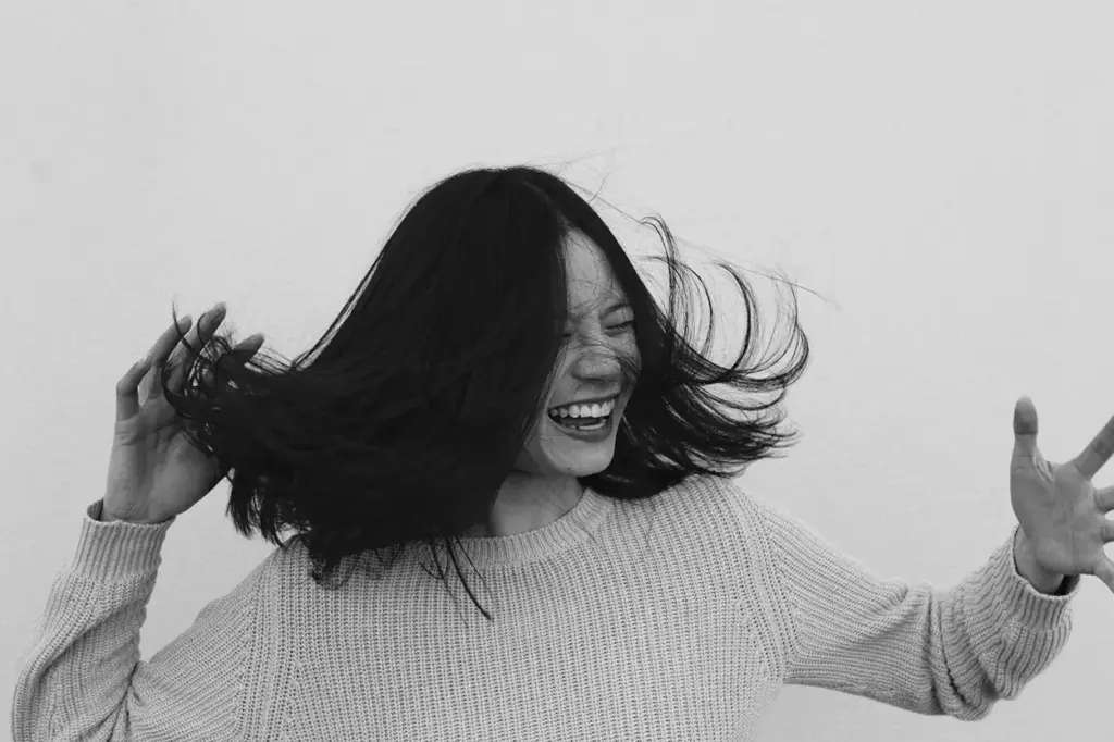 La frase de Fernando Savater sobre la felicidad resume su apuesta por una vida sobria con una mente rica y elaborada