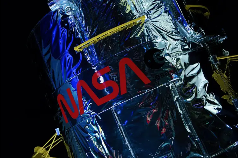 Prada se pone espacial: diseña los nuevos trajes de la NASA para Artemis entre lujo y tecnología