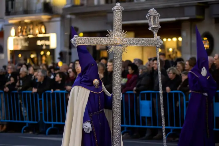 Los historiadores lo confirman: esta ciudad a 2 horas de Madrid tiene la Semana Santa más antigua de España y cuesta 60€