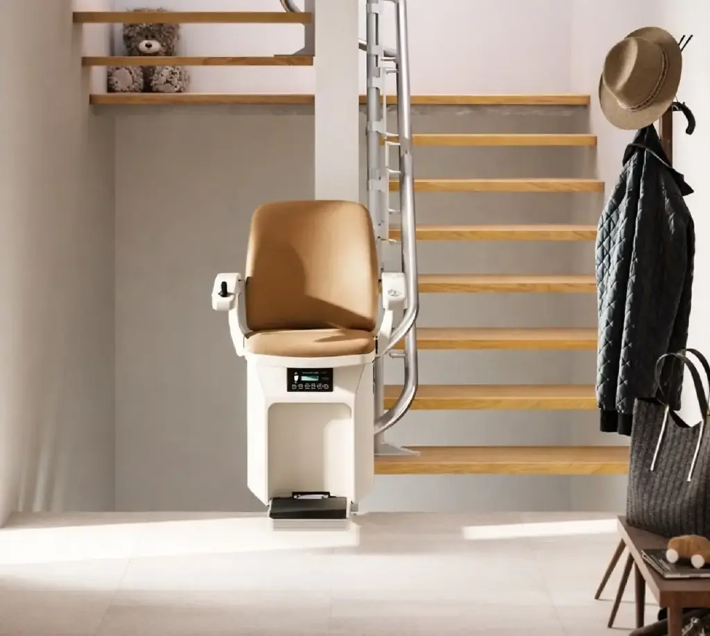 Diseño, calidad y durabilidad: las claves de HR LIFT en el segmento de salvaescaleras de alta gama 1 Silla en interior. Fuente: Agencias.