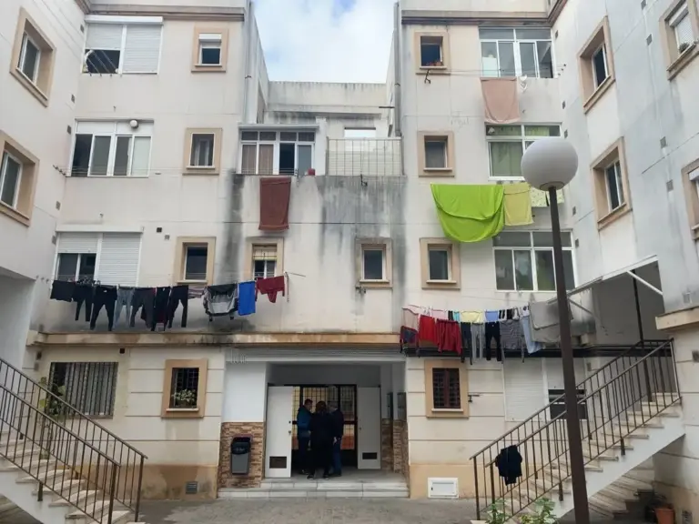 ¿Te pueden obligar a pagar las obras de tu comunidad de vecinos? Lo que dice la Ley de Propiedad Horizontal