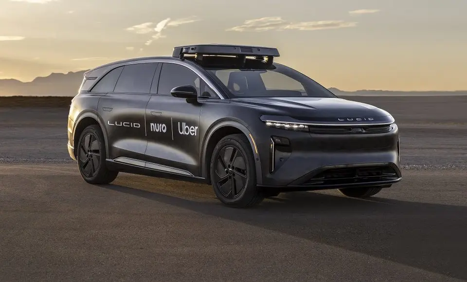 Robotaxis en Madrid, un reto legal que va a afectar a taxistas y conductores de VTC en 2026 3 Tecnología avanzada, aceptación social pendiente