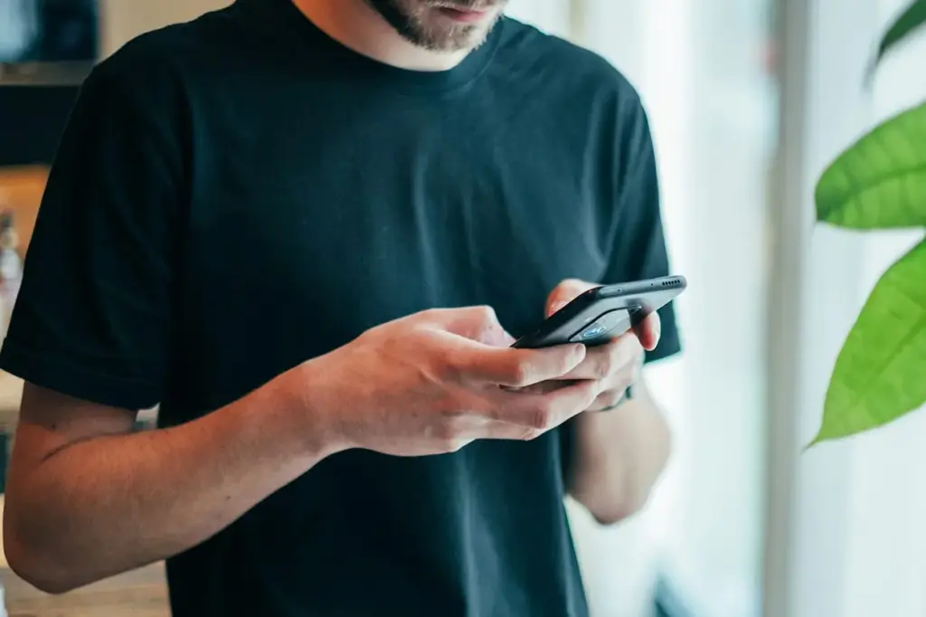 Un sencillo accesorio amplía la memoria de tu móvil y acaba con los problemas de espacio