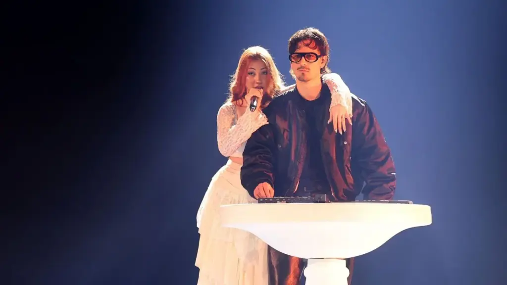 Una puesta en escena con sabor a Chiclana contagió a todos en el Benidorm Fest