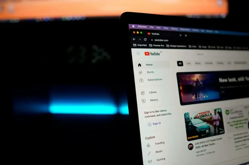 YouTube cambia las reglas con un comunicado oficial sobre los anuncios de 30 segundos que divide a los usuarios 2 YouTube actualiza su política de anuncios de 30 segundos y provoca debate entre los usuarios