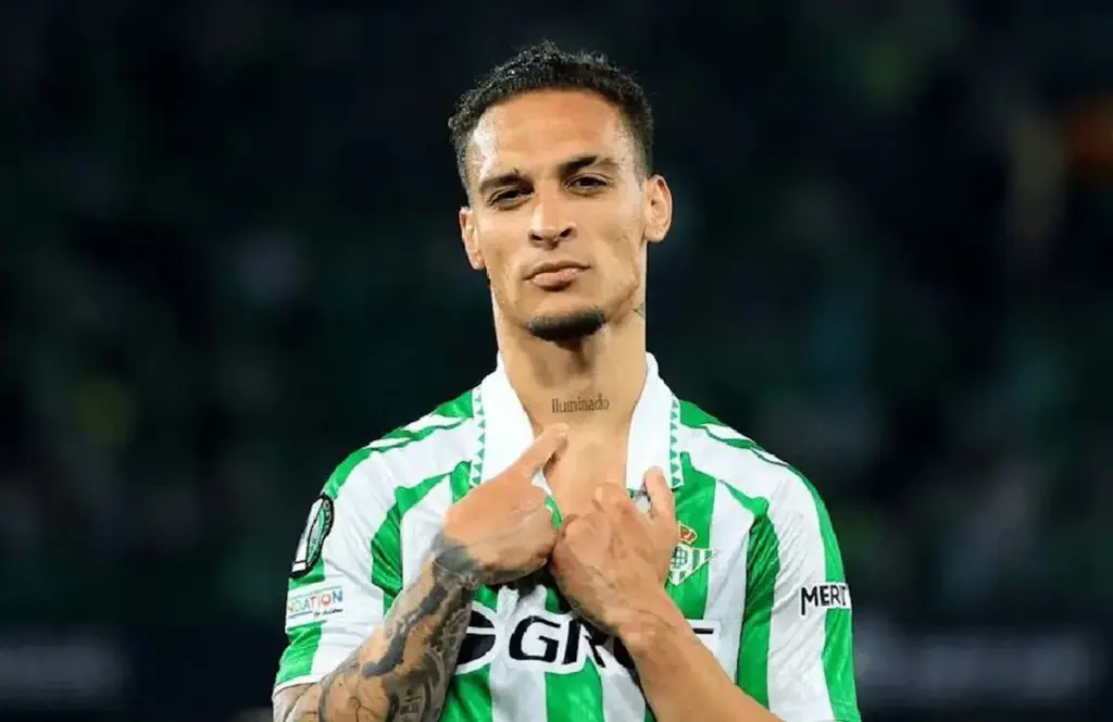 Antony renace en el Betis: del abandono en Mánchester al sueño mundialista con Brasil