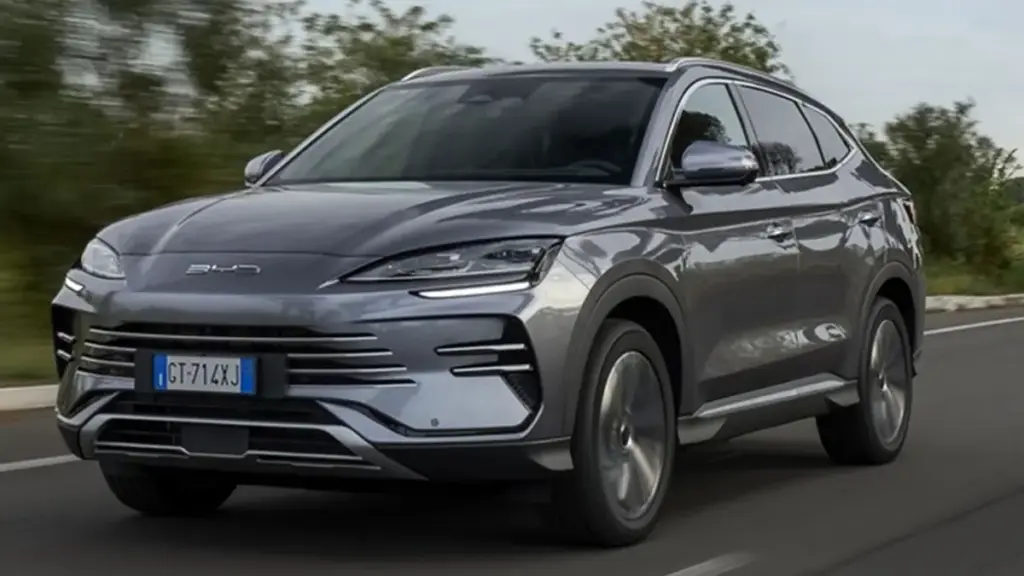 Españoles que prefieren coches chinos a las marcas de toda la vida: el fenómeno BYD y MG explica el cambio en el mercado Fuente: BYD