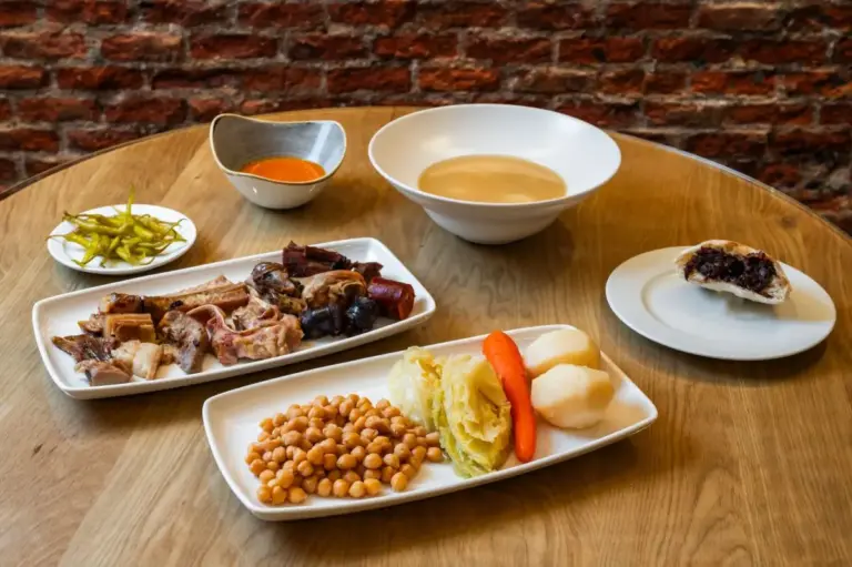 La técnica del vacío para cocinar cocido madrileño que solo usan los restaurantes de lujo de la capital