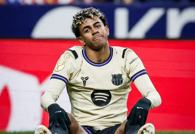 El apagón de Lamine Yamal ante los gigantes: por qué la joya de Flick desaparece en las citas clave