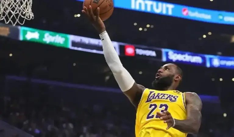 LeBron James se queda sin premios en la NBA por primera vez en dos décadas
