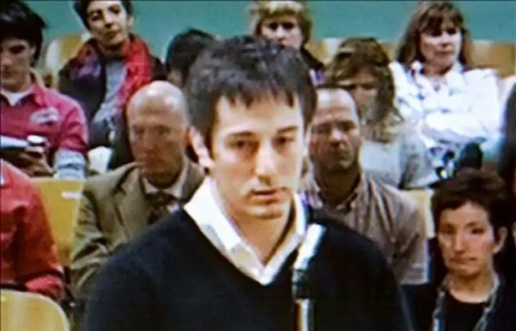 Buscaba un true crime que huyera del morbo barato y este de Prime Video es justo lo que necesito: 'Una historia de crímenes' Fuente: Amazon