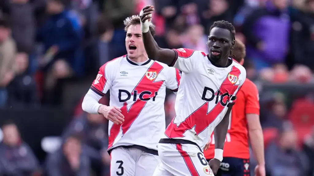 El Rayo Vallecano se enfrenta a sanciones económicas y deberá pagar el viaje al Real Oviedo Fuente: LALIGA