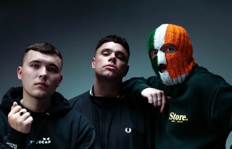 Kneecap se preparan para sus conciertos en Madrid y Bilbao