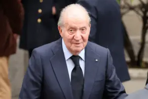 "¡Júrame que no lo hiciste a propósito!": La sombra del asesinato que persigue a Juan Carlos I 70 años después