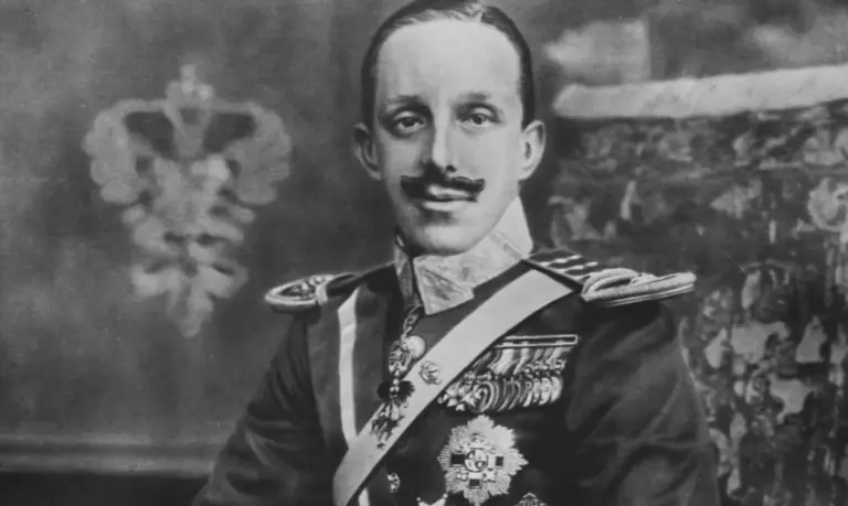 La visita de Alfonso XIII a una taberna de Cádiz y el posible origen de la 