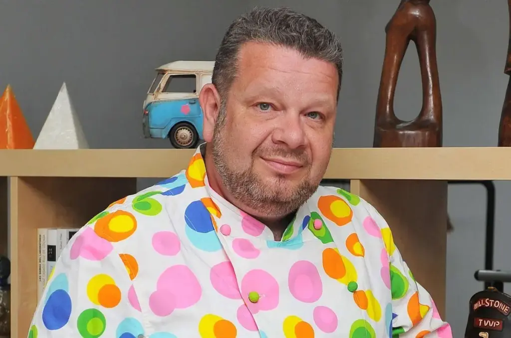 La televisión fabrica cocineros en vez de cantantes: desde hace tiempo Arguiñano, MasterChef, Pesadilla en la Cocina o Top Chef marcan el ritmo 3 Chicote, Arguiñano y MasterChef: tres formas de conquistar la tele