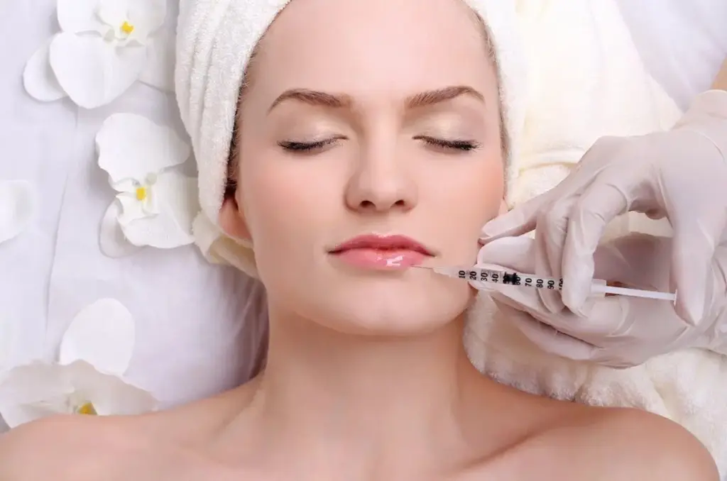 Bótox, ácido hialurónico y láser: la cirugía estética low cost ha contagiado el país y obliga al Gobierno a actuar 2 El 65% de los tratamientos los hacen personas no cualificadas