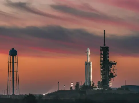 El agua podría convertirse en el propelente clave de una startup surgida de talento de SpaceX para abaratar la exploración espacial El agua podría convertirse en el propelente clave de una startup surgida de talento de SpaceX para abaratar la exploración espacial