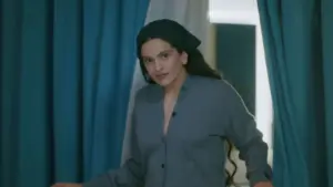 El dardo de Ana Milán a Rosalía en el estreno de ‘Ex. La vida después’: "¿Qué te ha salvado de ser gilipollas?"