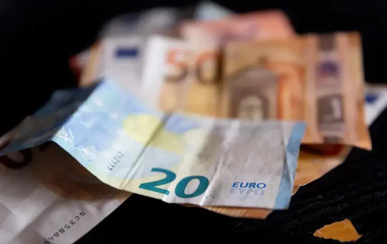 Control del efectivo de Hacienda: cómo afecta el nuevo método a tus retiradas de dinero
