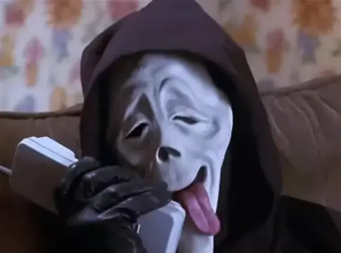 El regreso de Scary Movie y el nuevo horror de Johnny Depp. el duelo comedia y terror de la taquilla 2026 El regreso de Scary Movie y el nuevo horror de Johnny Depp: el duelo comedia y terror de la taquilla 2026