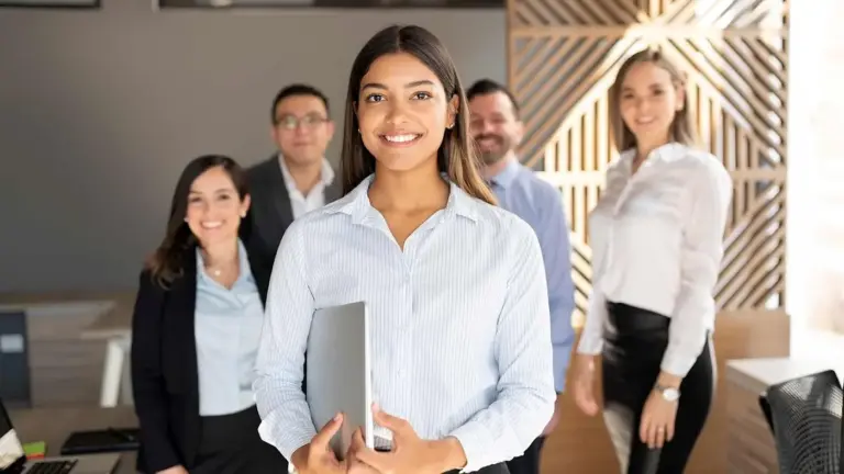 Oposiciones de Administración: ¿Por qué este es el año para asegurar tu futuro?