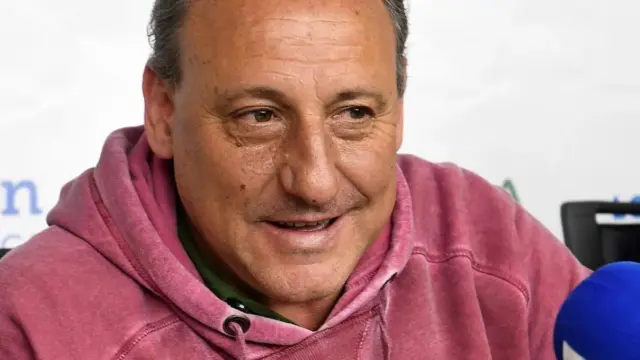 Preocupación nacional por Fermín Cacho: El campeón olímpico ingresa en la UCI tras un desvanecimiento en su domicilio