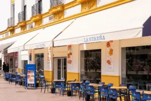 La Sureña actualiza su restaurante en el Edificio Cristina de Puerta de Jerez, en Sevilla