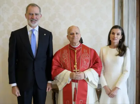 La prensa europea estalla contra la reina Letizia por lo que se atrevió a hacer ante el Papa León XIV | Fuente: Casa de S.M el Rey La prensa europea estalla contra la reina Letizia por lo que se atrevió a hacer ante el Papa León XIV