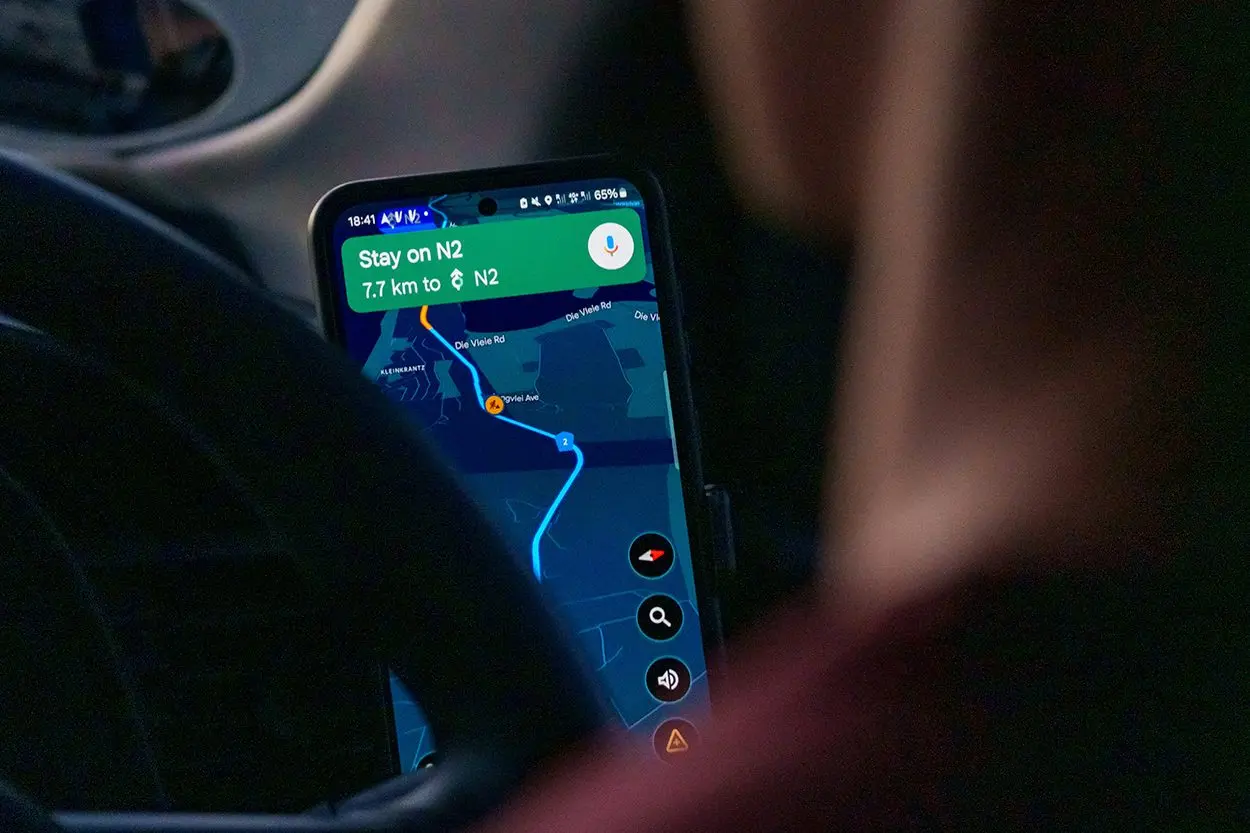 La unión de Gemini y Google Maps mejora la experiencia de navegación urbana para caminantes y usuarios de bicicleta La unión de Gemini y Google Maps mejora la experiencia de navegación urbana para caminantes y usuarios de bicicleta