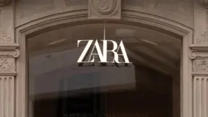 El vestido blanco de 45 euros de Zara que Carolina Herrera aprobaría para esta primavera 2026