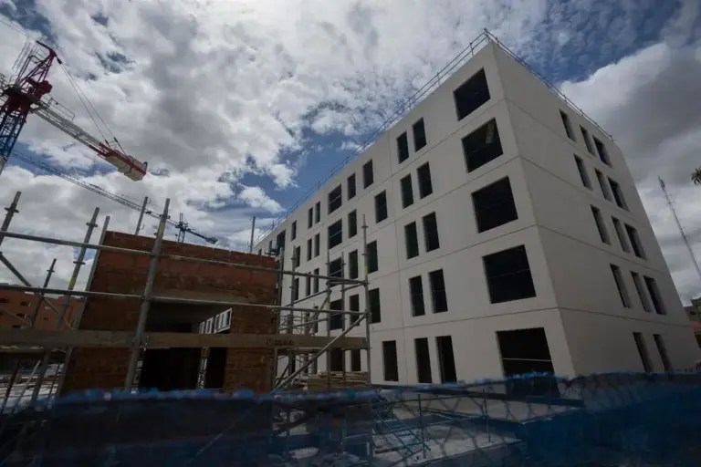 Desahucios en pisos de la Seguridad Social: comprar por 700.000 euros o irse a la calle