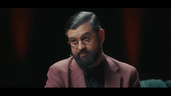 Los obstáculos en su propia tierra y el sueño de la televisión pública