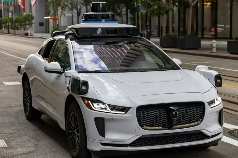 Uber confirma los robotaxis en Madrid para 2026: sin conductor y con fecha