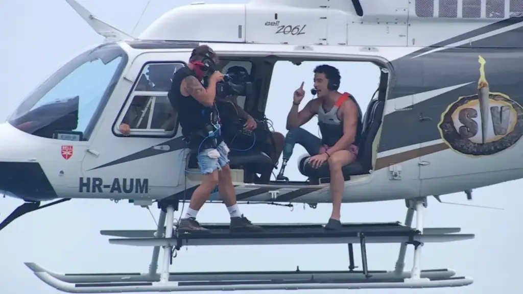 Los saltos del helicóptero y el primer récord desde ya de Alberto Ávila