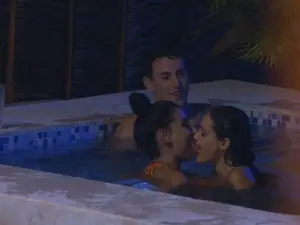 Lujo, traición y una cama para tres: Detalles del primer trío de ‘La Isla de las Tentaciones 10’ y un escándalo que Telecinco no puede tapar