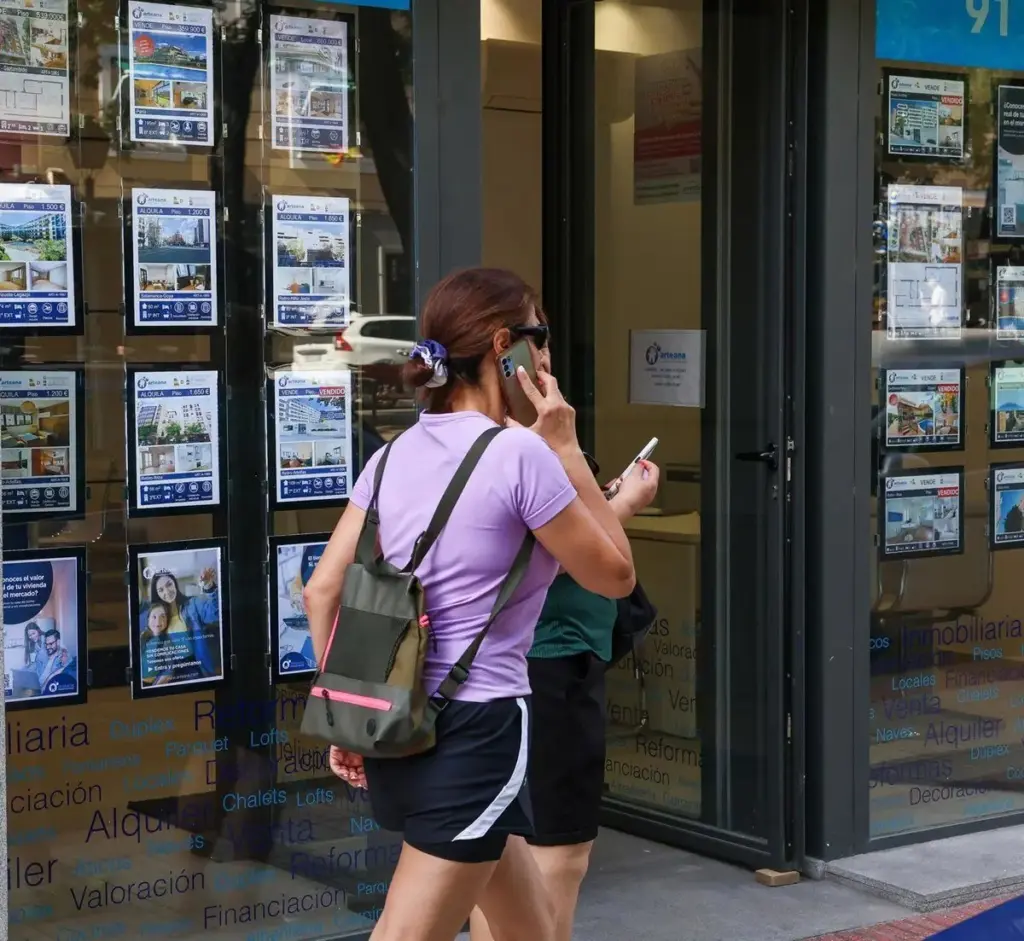 La guerra en Oriente Medio puede encarecer aún más la vivienda en España aunque parezca que no tiene relación 2 Obras que se ralentizan o proyectos que pueden quedarse en el aire