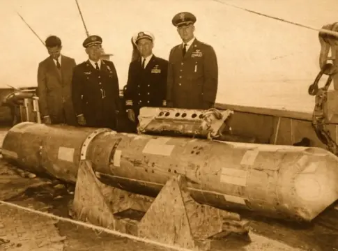 El misterio de la bomba nuclear perdida en Palomares que un pescador de Almería ayudó a encontrar en el fondo del mar El misterio de la bomba nuclear perdida en Palomares que un pescador de Almería ayudó a encontrar en el fondo del mar