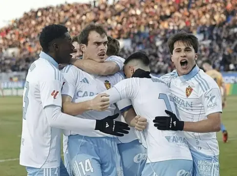 Real Zaragoza salvación El Zaragoza recorta cinco puntos al descenso en un mes: la salvación a tiro
